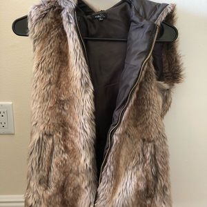 Rue 21 faux fur vest